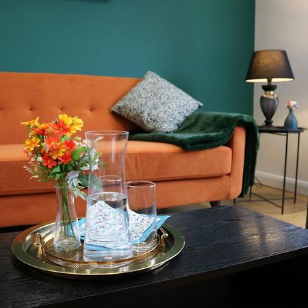 Rooms In Stylish House Мілтон-Кінз Екстер'єр фото